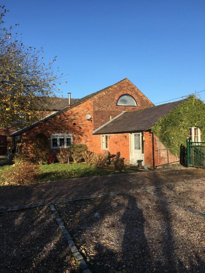 The Barn Bed And Breakfast Hale  Exterior photo